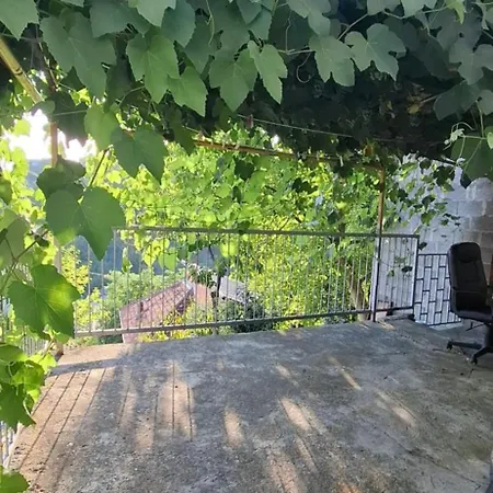 Apartman Hillside *